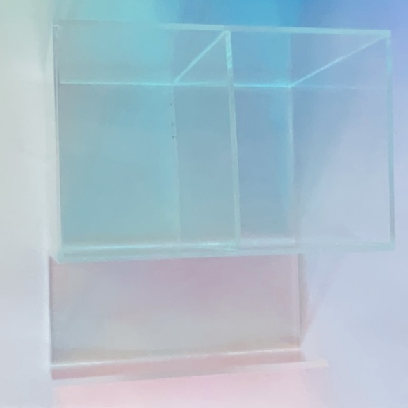 Iridescent container - Picture 4 of 4